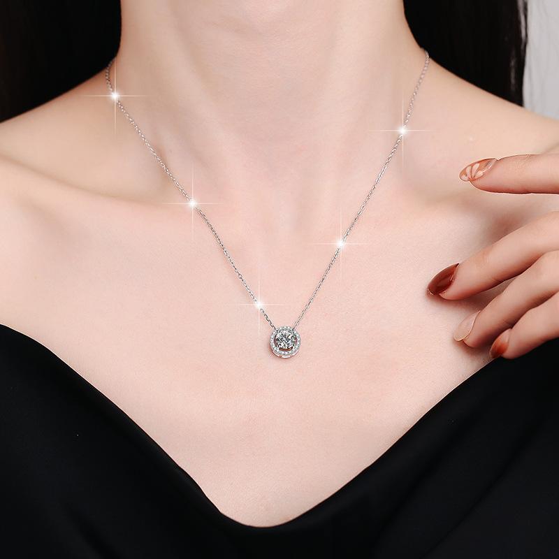 NO.195 S925 Sterling Silver Simple Round Synthetic Moissanite Necklace Birthday Gift Minimalist Pendant Necklace Springtok
