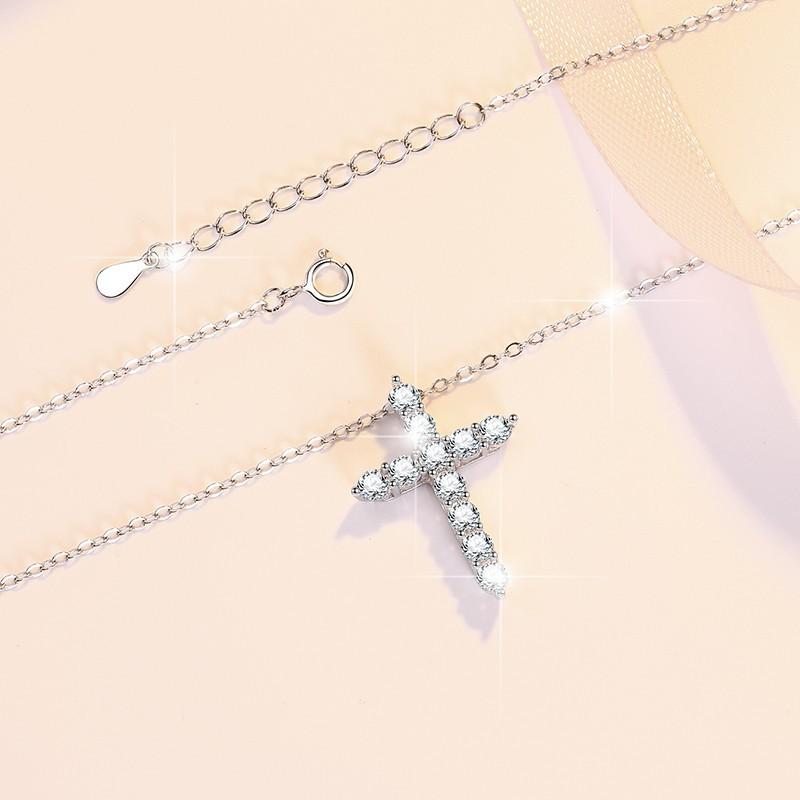 NO.202 S925 Sterling Silver Synthetic Moissanite Small Cross Necklace Birthday Gift Minimalist Pendant Necklace Springtok