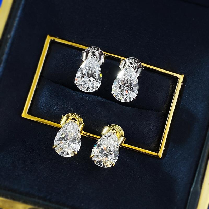 NO.189 S925 Sterling Silver Pear-Shaped Cut Ear Stud 7 * 9mm 6A Cubic Zirconia Earrings Glittering daily life Earrings Springtok