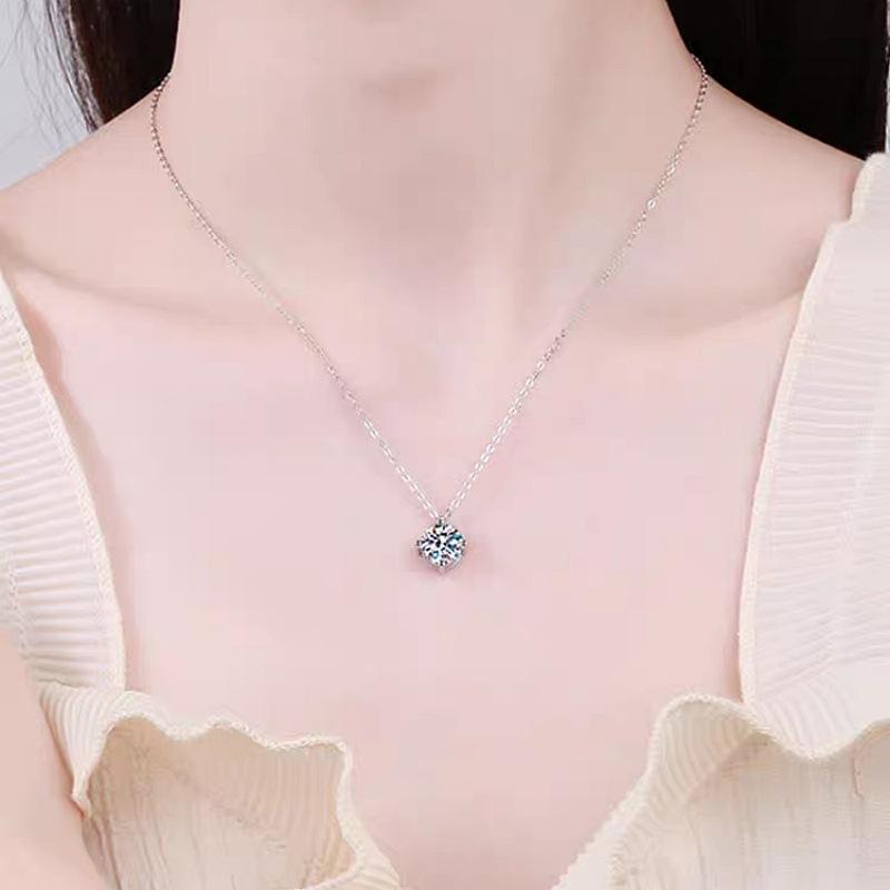 NO.193 S925 Sterling Silver round Four-Claw Necklace Synthetic Moissanite Necklace Birthday Gift Minimalist Pendant Necklace Springtok