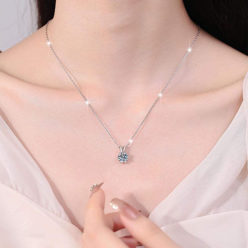 NO.194 S925 Sterling Silver Snowflake Necklace Synthetic Moissanite Necklace Birthday Gift Minimalist Pendant Necklace Springtok