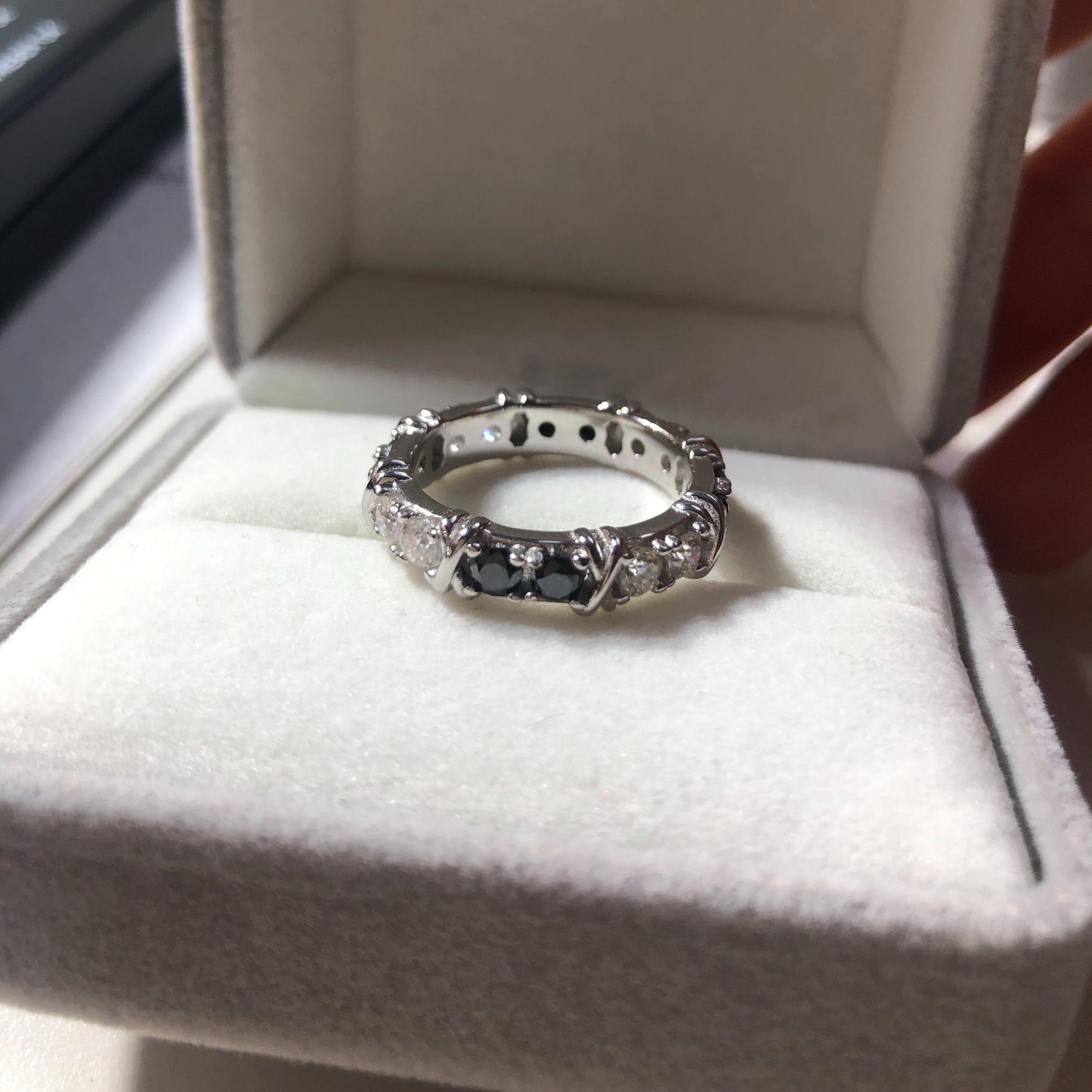 NO.148 S925 Sterling Silver X-Shape Ring Synthetic Moissanite Ring fashion jewelry accessory woman girl promise ring Springtok
