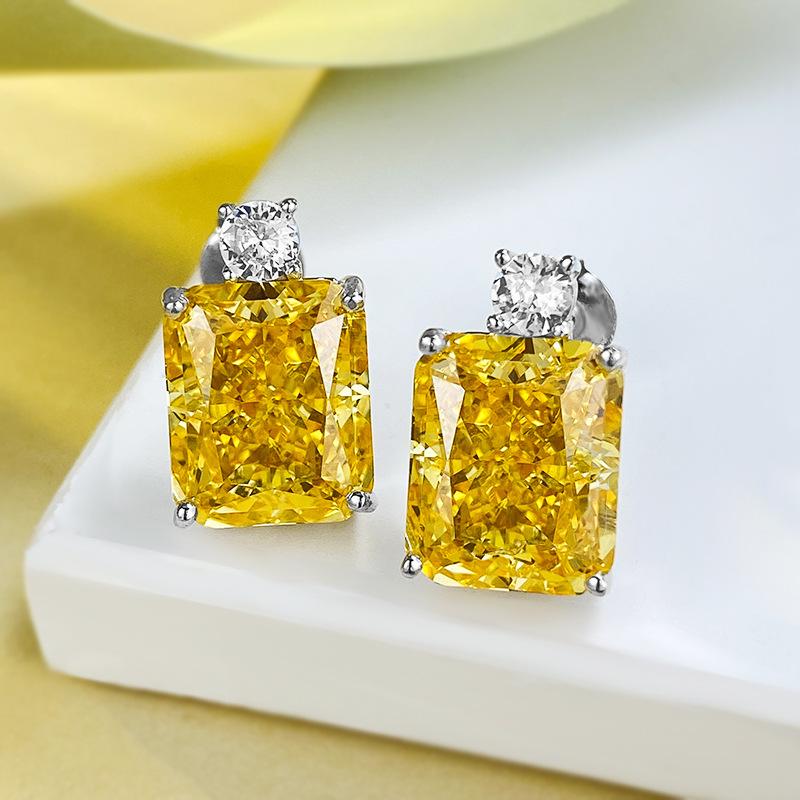 NO.185 S925 Sterling Silver Ice Flower Cut Square Stud Earrings 10 * 12mm 8A Cubic Zirconia Stud Earrings Glittering daily life Earrings Springtok