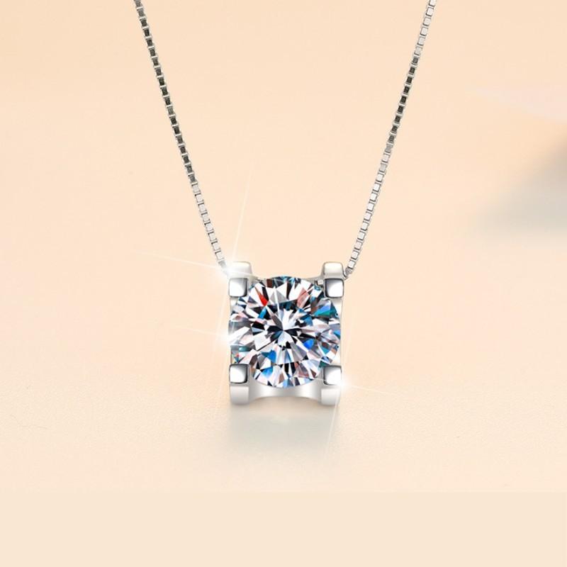 NO.196 S925 Sterling Silver Four-Claw Synthetic Moissanite Necklace Birthday Gift Minimalist Pendant Necklace Springtok
