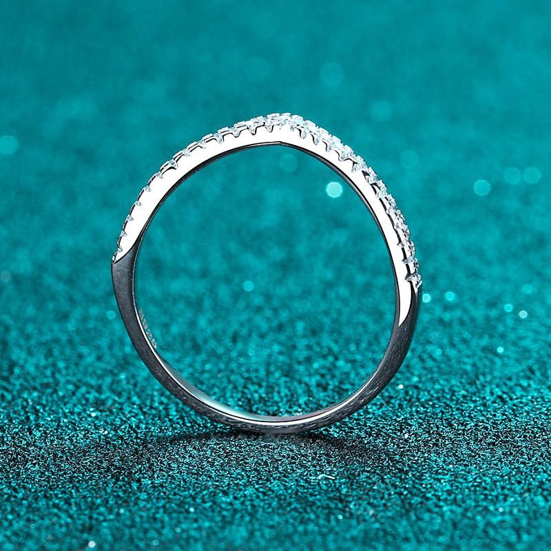 NO.093 S925 Sterling Silver V-Shaped Ring Synthetic Moissanite Ring fashion jewelry accessory woman girl promise ring Springtok
