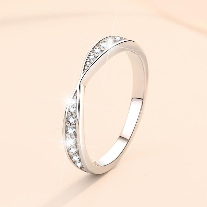 NO.150 S925 Sterling Silver Small X-Shaped Ring Synthetic Moissanite Ring fashion jewelry accessory woman girl promise ring Springtok