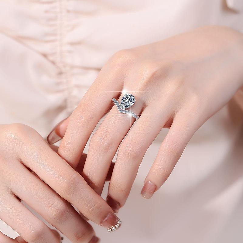 NO.137 S925 Sterling Silver Pear-shaped Crown Ring Synthetic Moissanite Ring fashion jewelry accessory woman girl promise ring Springtok