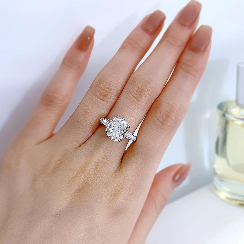 S925 Sterling Silver Ice Flower Cut Oval Four Claws High Carbon Ring 9*11mm 8A Cubic Zirconia Ring-461(25%)