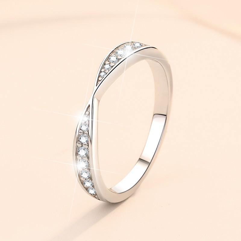 NO.150 S925 Sterling Silver Small X-Shaped Ring Synthetic Moissanite Ring fashion jewelry accessory woman girl promise ring Springtok