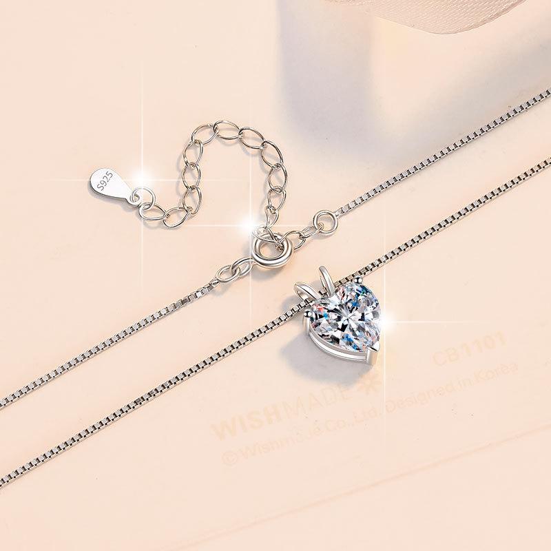 NO.197 925 Sterling Silver Heart-shape Synthetic Moissanite Necklace Birthday Gift Minimalist Pendant Necklace Springtok