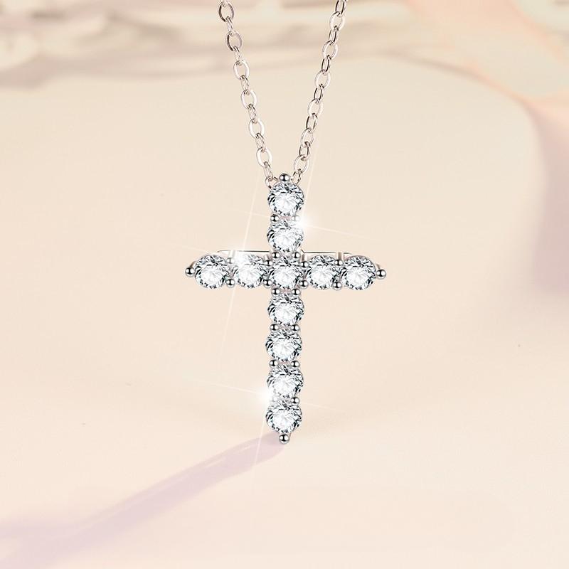 NO.202 S925 Sterling Silver Synthetic Moissanite Small Cross Necklace Birthday Gift Minimalist Pendant Necklace Springtok