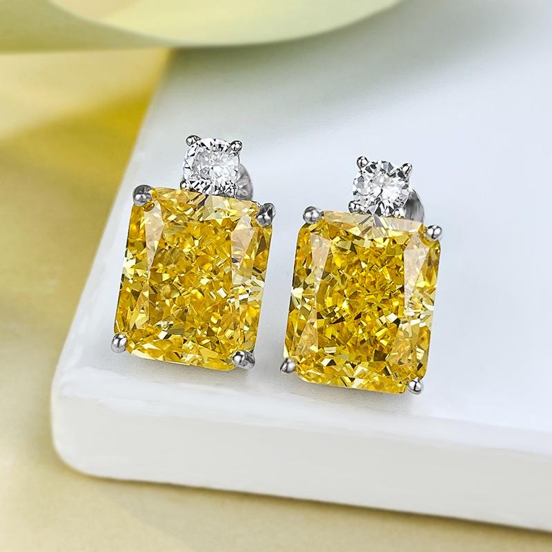 NO.185 S925 Sterling Silver Ice Flower Cut Square Stud Earrings 10 * 12mm 8A Cubic Zirconia Stud Earrings Glittering daily life Earrings Springtok