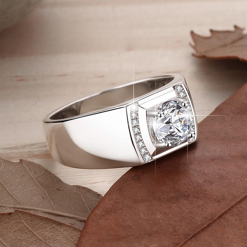 NO.155 S925 Sterling Silver Ring Inlaid with Super Flash Synthetic Moissanite fashion jewelry accessory promise ring Springtok Men's Ring