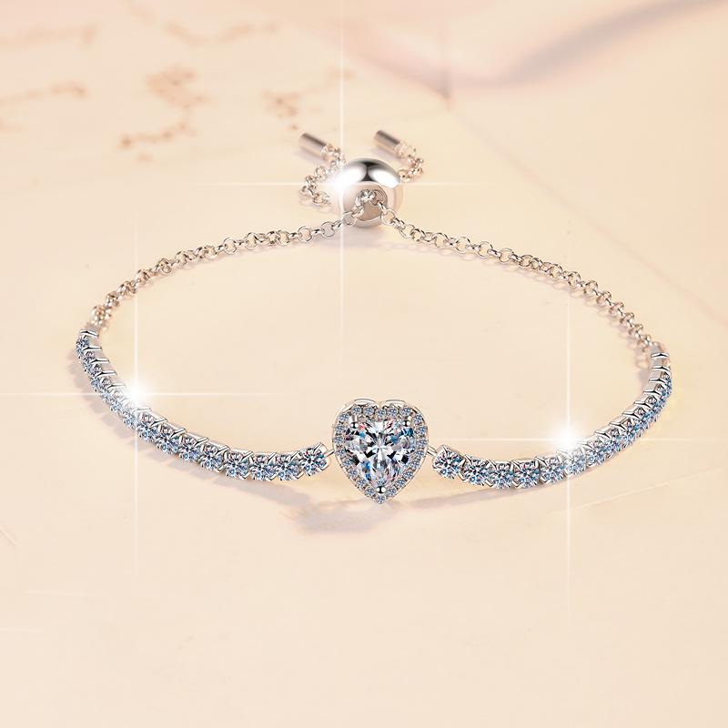 NO.220 S925 Sterling Silver Heart-Shaped Starry Sky Bracelet Synthetic Moissanite Bracelet