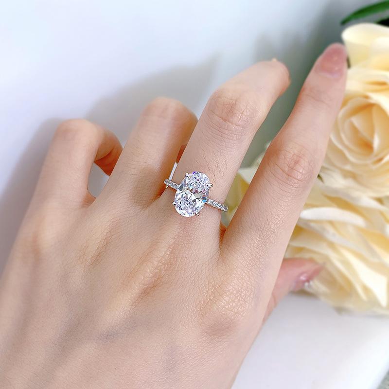 NO.001 S925 Sterling Silver Radiant Cut Oval Four-Claw Ring 8*12 8A Cubic Zirconia Ring fashion jewelry accessory woman girl promise ring Springtok