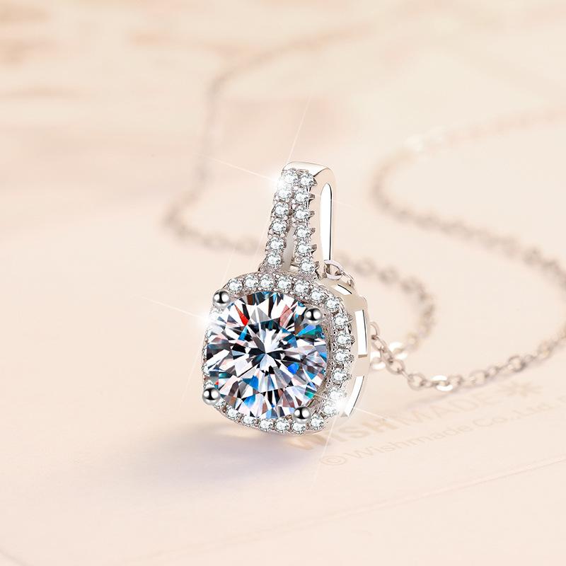 NO.204 S925 Sterling Silver Synthetic Moissanite Square Geometric Necklace Birthday Gift Minimalist Pendant Necklace Springtok