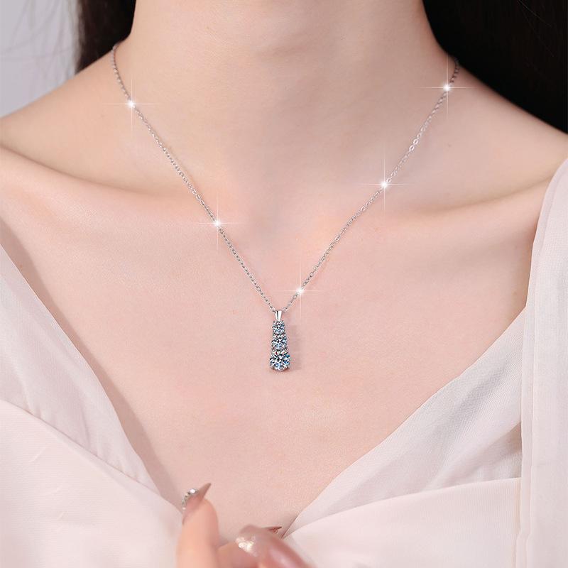 NO.205 S925 Sterling Silver Triple Synthetic Moissanite Necklace Birthday Gift Minimalist Pendant Necklace Springtok