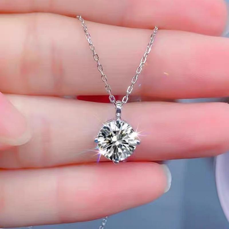 NO.193 S925 Sterling Silver round Four-Claw Necklace Synthetic Moissanite Necklace Birthday Gift Minimalist Pendant Necklace Springtok