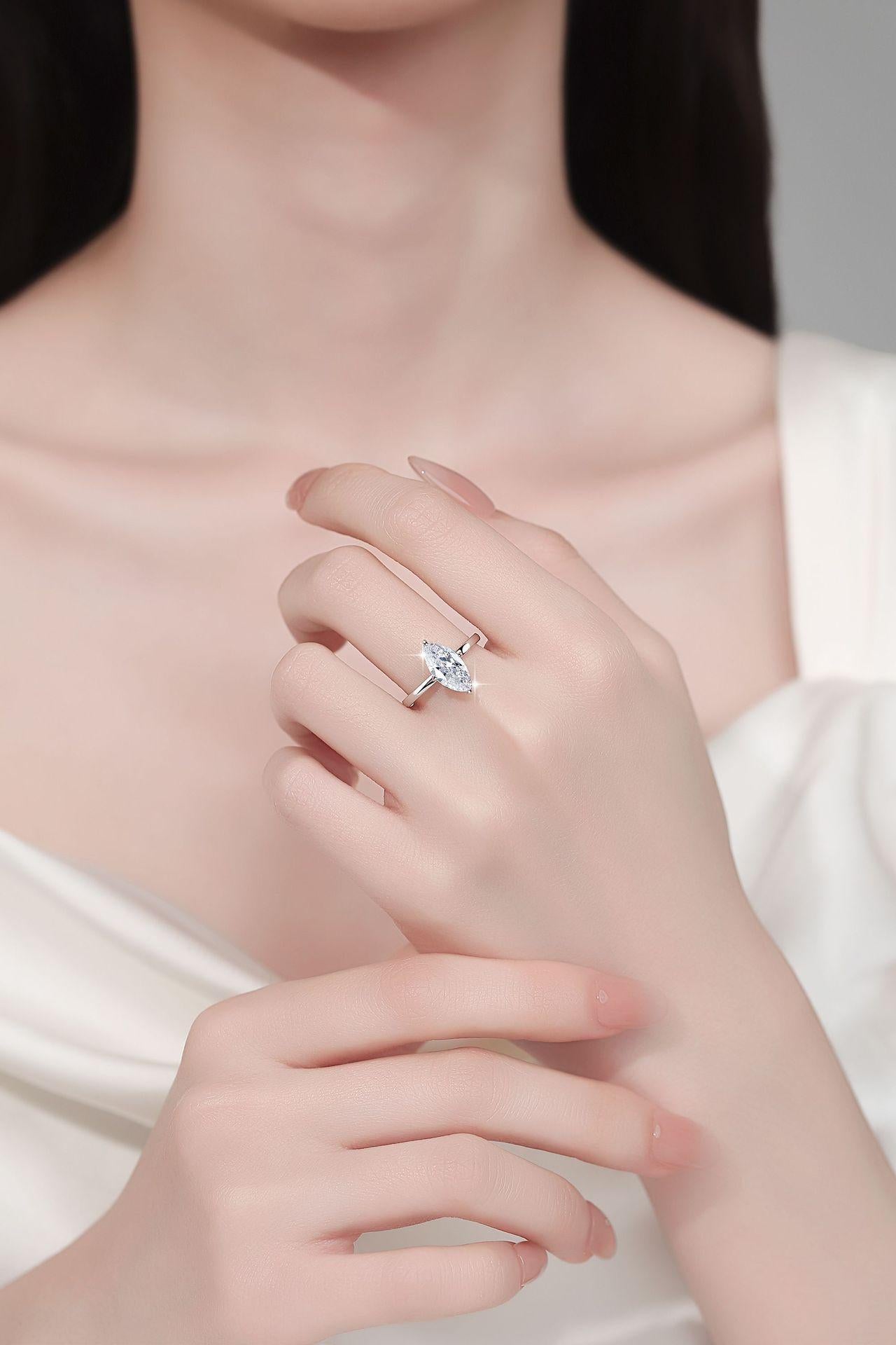 S925 Sterling Silver Horse Eye Ring Synthetic Moissanite Ring 2Carat-467 young  moissanite(25%)