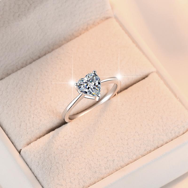 S925 Sterling Silver Heart-Shaped Ring Synthetic Moissanite Ring 1Carat-181(35%)