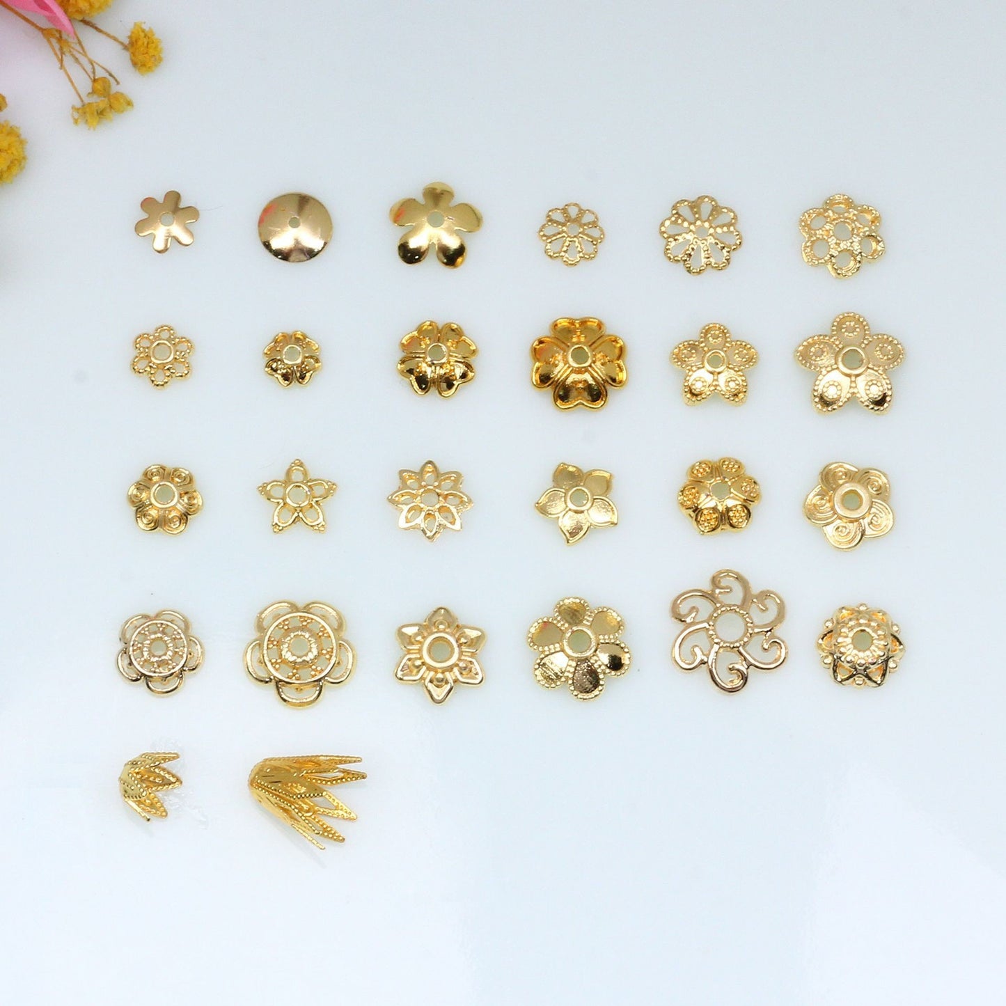 Hollow Petal Alloy Bead Holder For Jewelry DIY，10 pcs, Covered By 14/18K Real Gold Or Silver