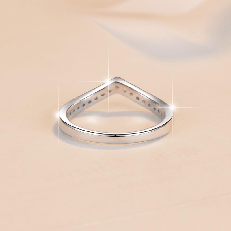 S925 Sterling Silver V-Shaped Band Ring Synthetic Moissanite Ring-297(35%)