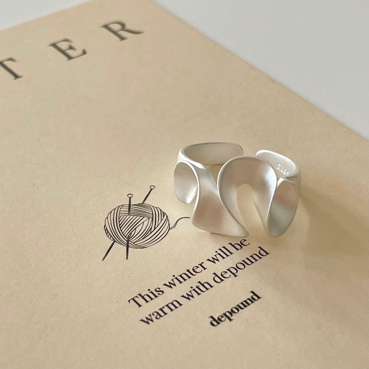 S925 Sterling Silver Irregular Rotating Irregular Shape Frosted Ruffled Pleated Index Finger Ring For Women -551(45%)