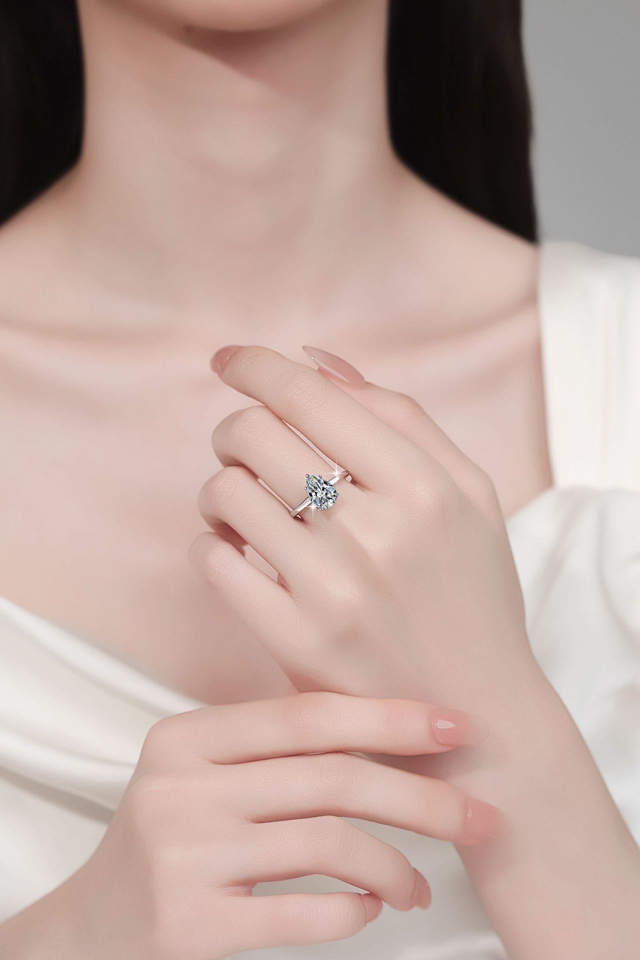 S925 Sterling Silver Water Drop Pear Shape Ring Synthetic Moissanite Ring 2 Carat-468 emerald  ring young  moissanite(25%)