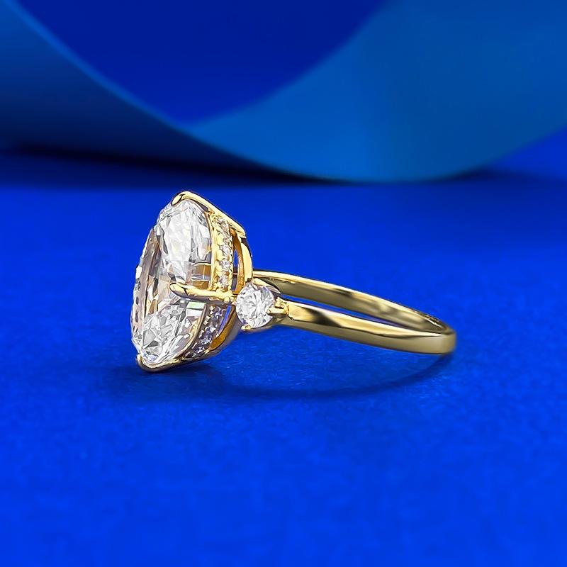 S925 Sterling Silver Ice Flower Cut Oval Three-stones Ring 8*12mm 8A Cubic Zirconia Ring-371(35%)