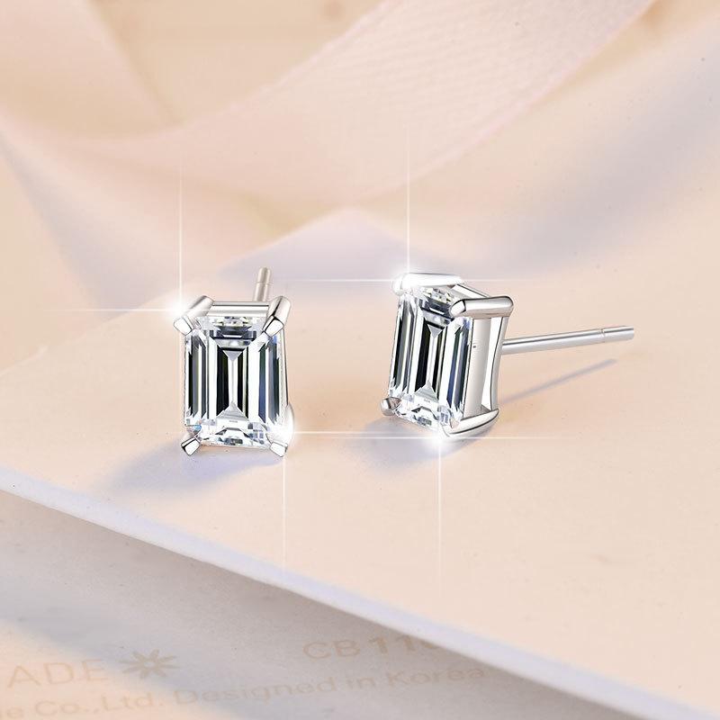 NO.164 S925 Sterling Silver Grandma Cut Earrings Earrings Synthetic Moissanite Glittering daily life Earrings Springtok