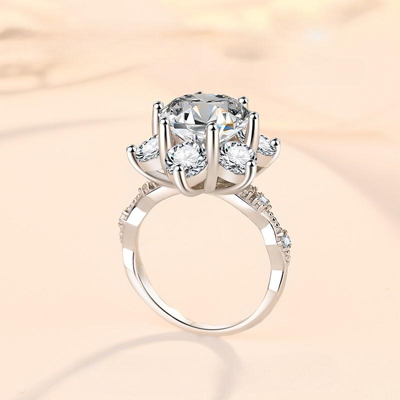 NO.128 S925 Sterling Silver Synthetic Moissanite Ring Flower Ring fashion jewelry accessory woman girl promise ring Springtok