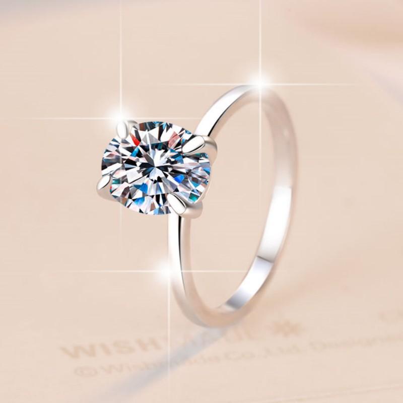 70. S925 Sterling Silver Oval Ring Synthetic Moissanite Ring