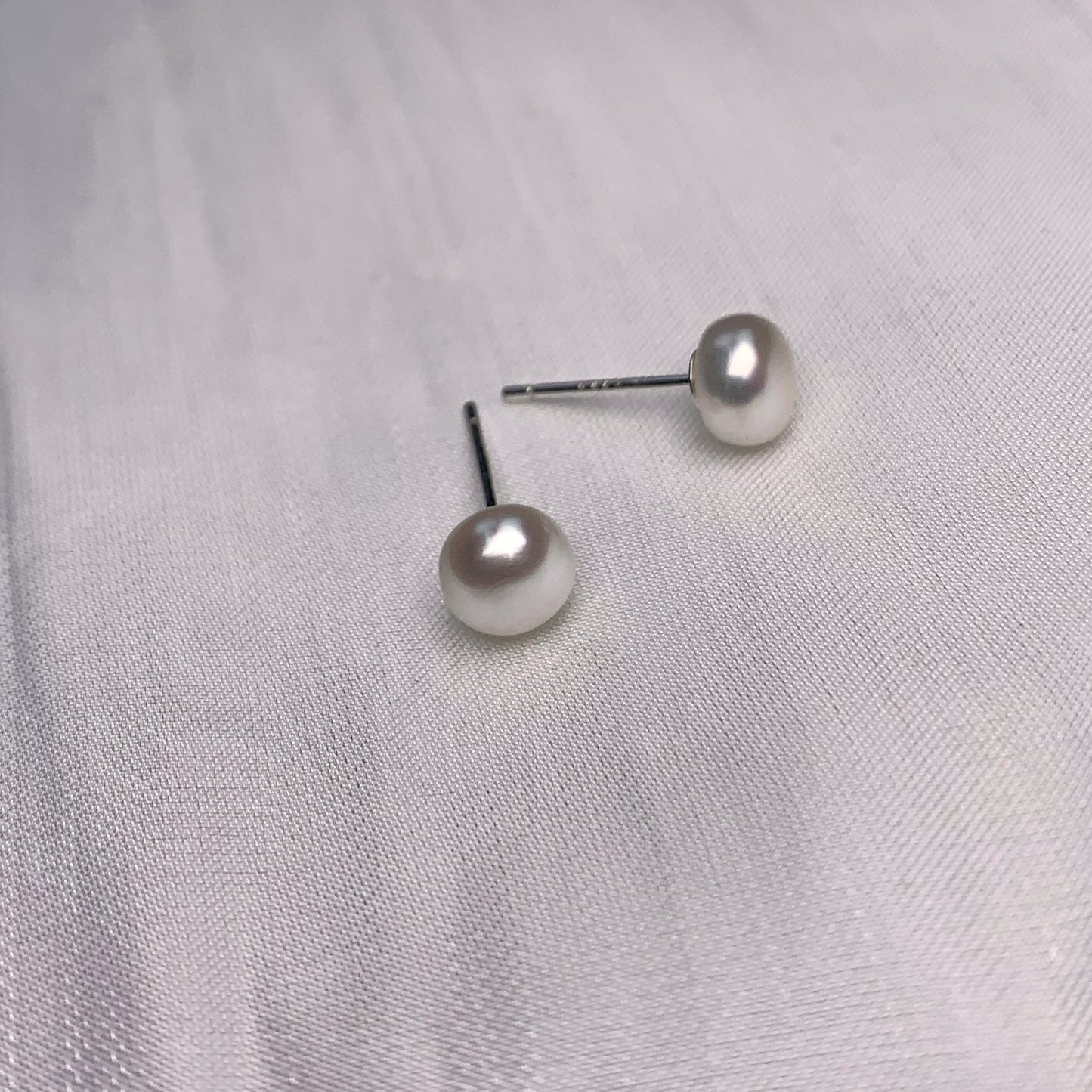 NO.1 Small fresh 6-7mm high light fresh water  Steamed bun pearl 925 silver Ear stud