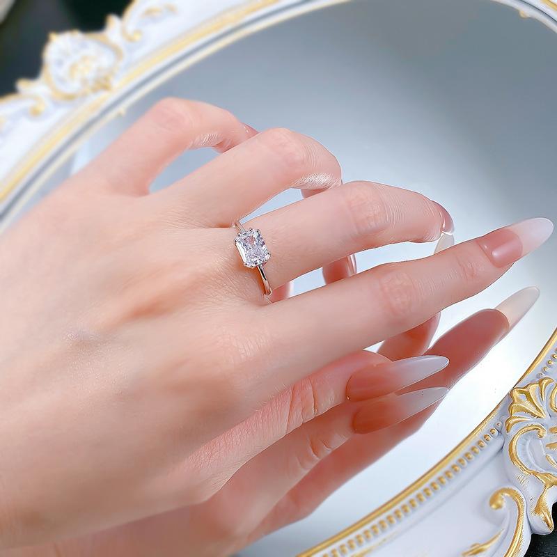 S925 Sterling Silver Transvers Rectangular 6A Cubic Zirconia Ring-154(45%)