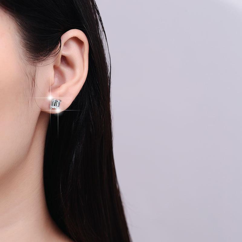 NO.165 925 Sterling Silver Princess Square Earrings Synthetic Moissanite Earrings Glittering daily life Earrings Springtok