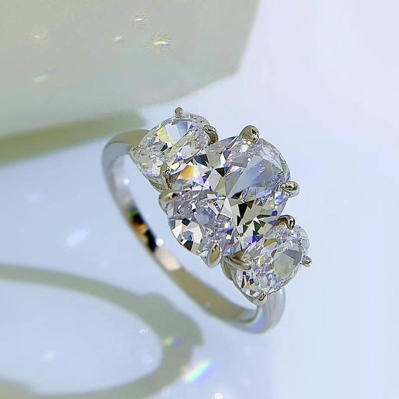 S925 Sterling Silver Big Three-stones Oval Cut Oval Ring 8*11mm 6A Cubic Zirconia Ring-234(35%)