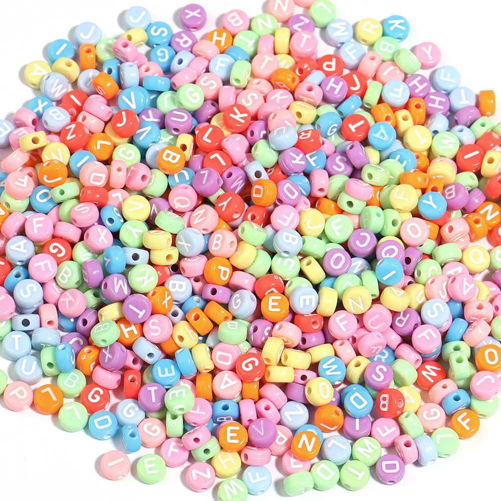 100 Pcs/Pack Acrylic Colorful Beads Mixed Color Flat round English Letters Loose Beads Diy Bracelet Beaded Material