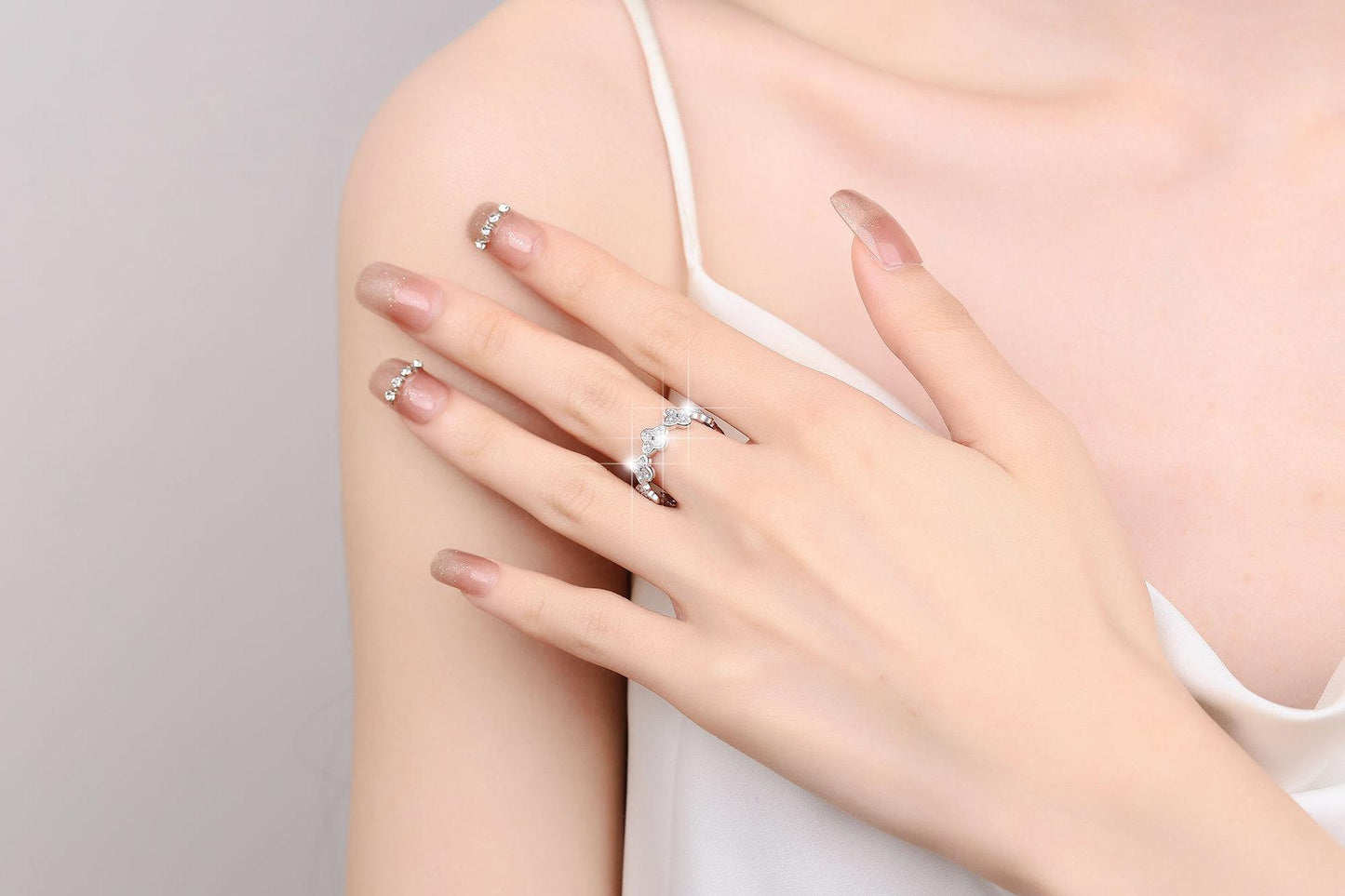 925 Sterling Silver Four-Petals Band Ring Synthetic Moissanite Ring fashion jewelry accessory woman girl promise ring-253(35%)