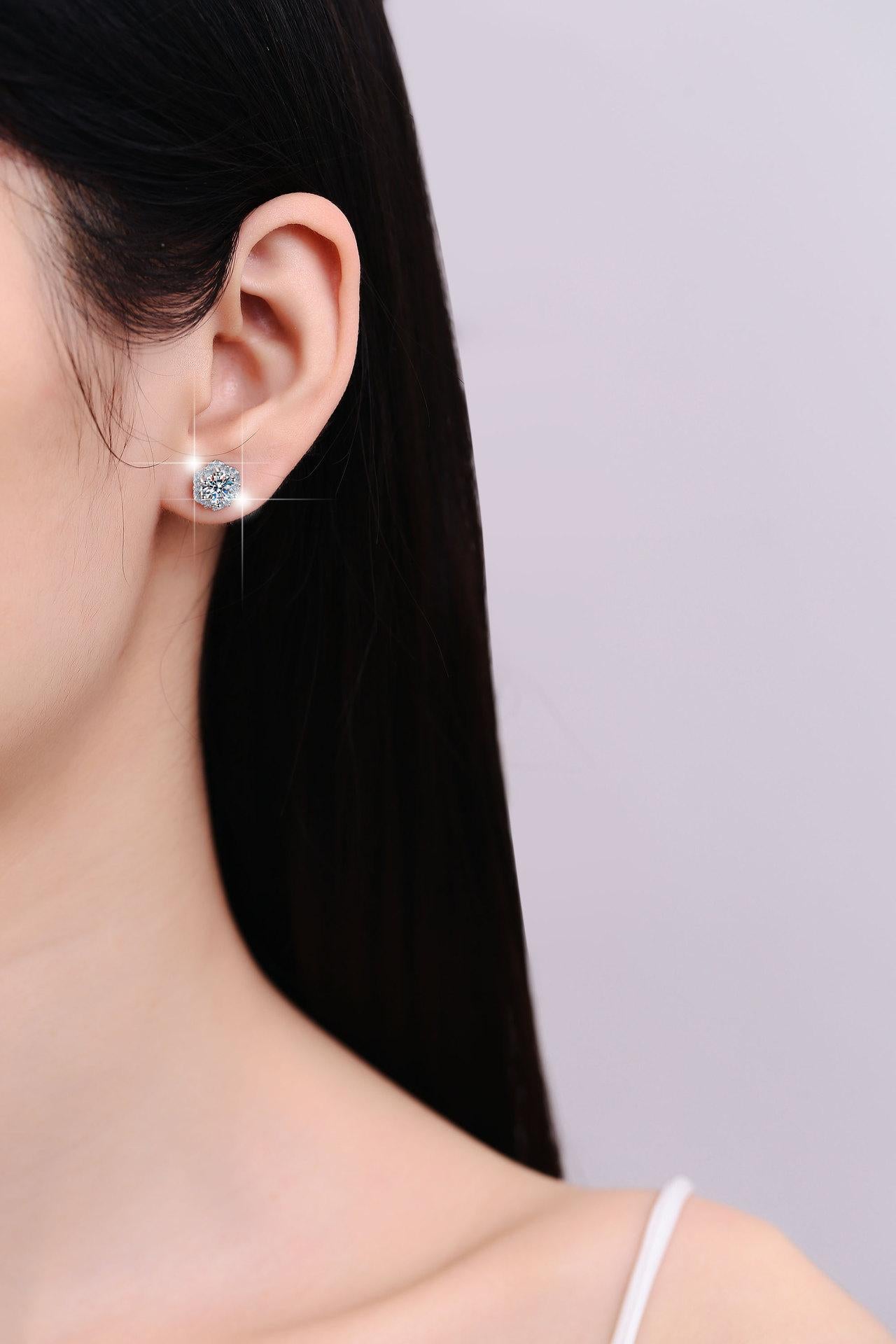 S925 Sterling Silver Little Flower Ear Stud Plum Blossom Synthetic Moissanite Earrings Daily Life Earrings(35%)-624