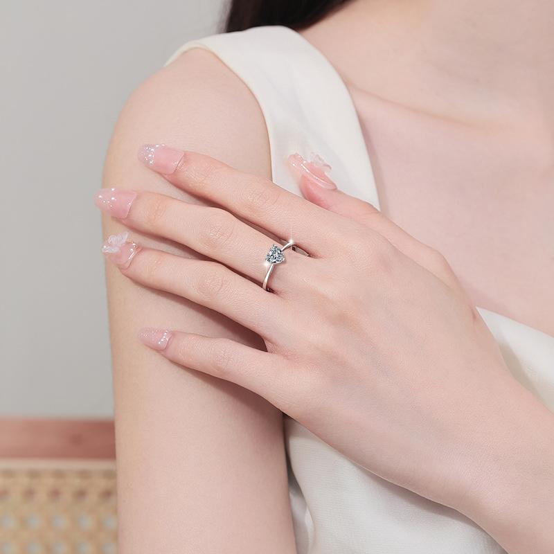 S925 Sterling Silver Heart-Shaped Ring Synthetic Moissanite Ring 1Carat-181(35%)