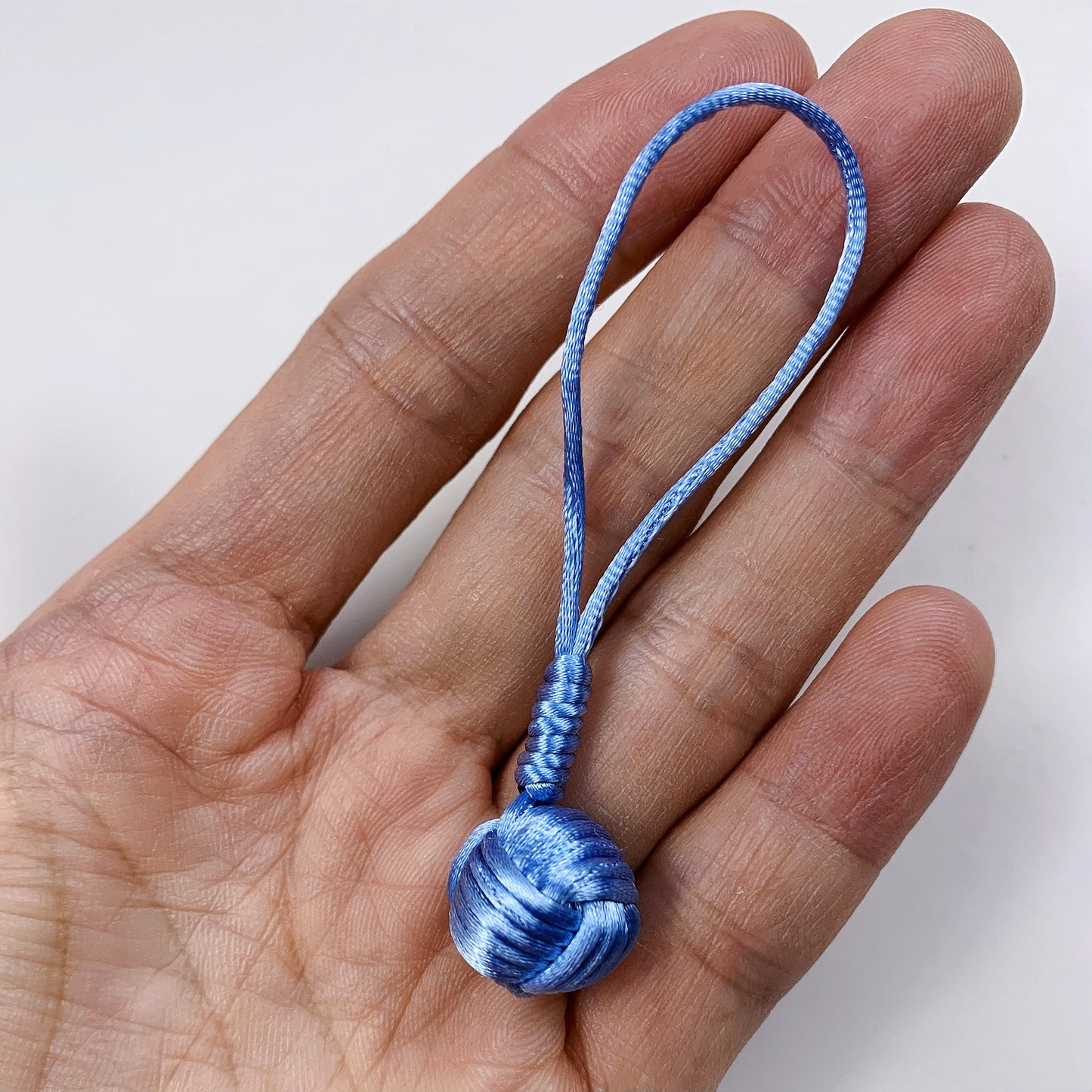 Hand-woven wrapped 10mm cat eye copper beads pendant, mobile phone pendant, bag pendant