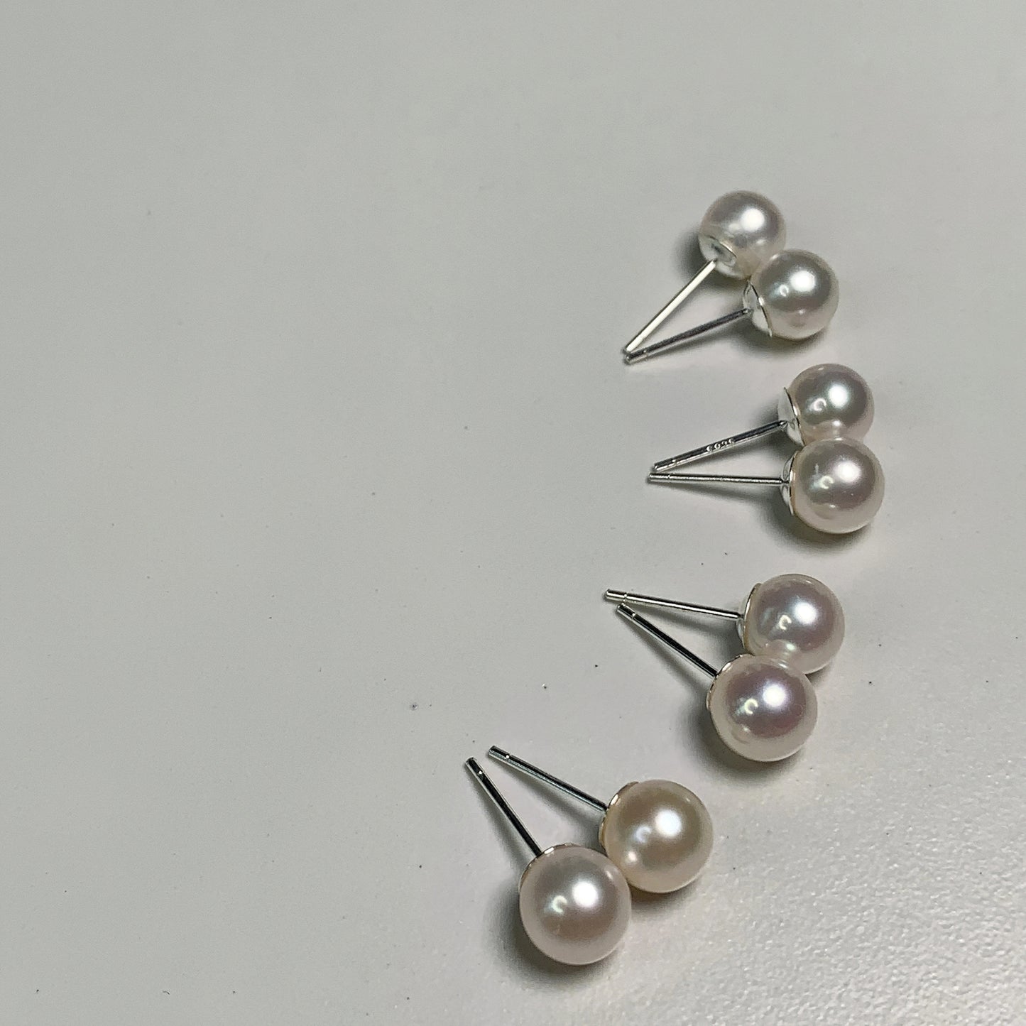 NO.3 Small fresh 6-7mm high light fresh water pearl 925 silver Ear stud