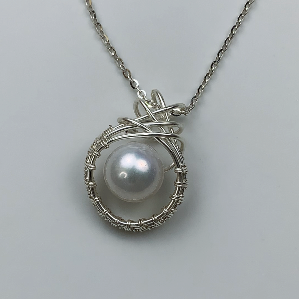 47.Edison Pearl pendant