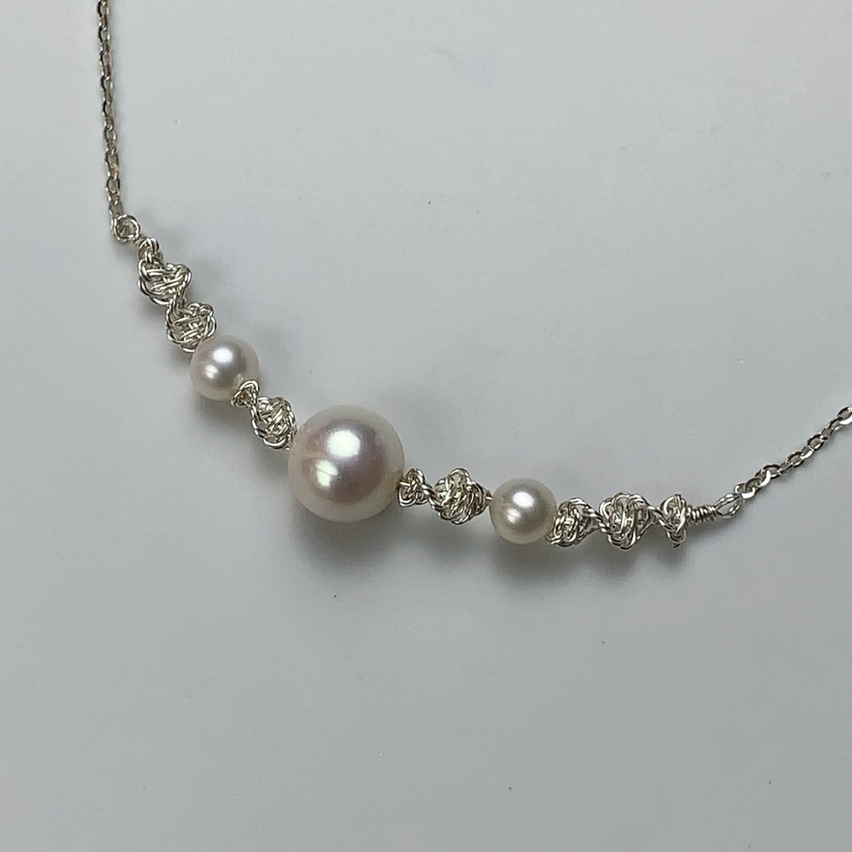 53.Edison pearl spiral necklace