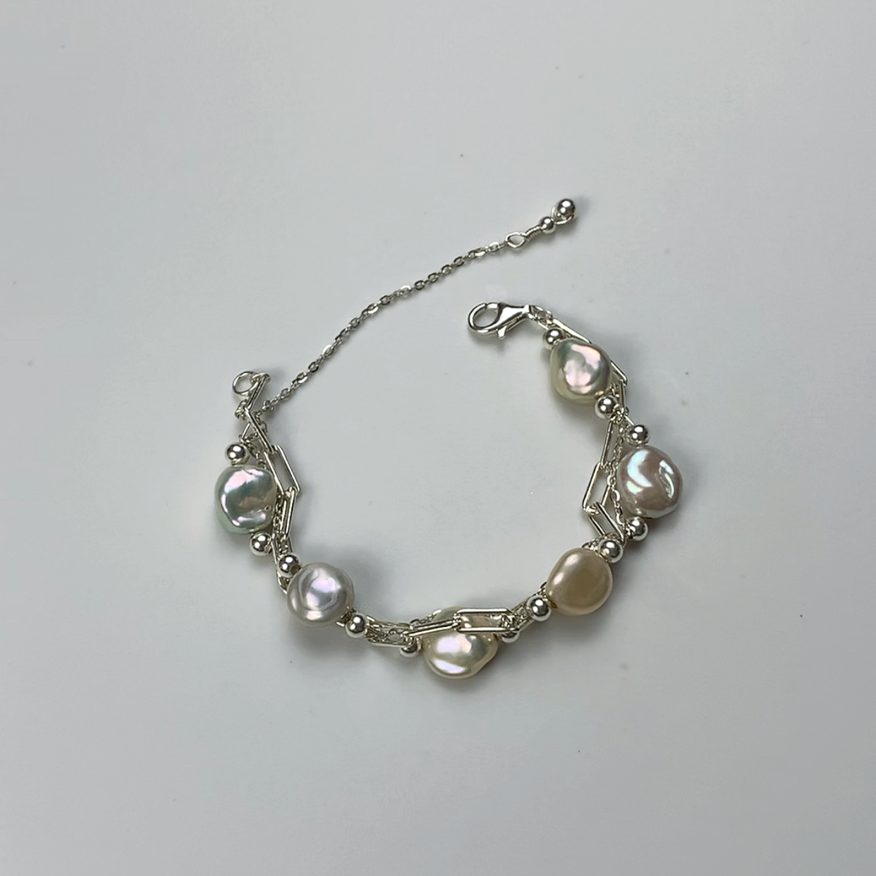 61.Bohemian Baroque pearl bracelet