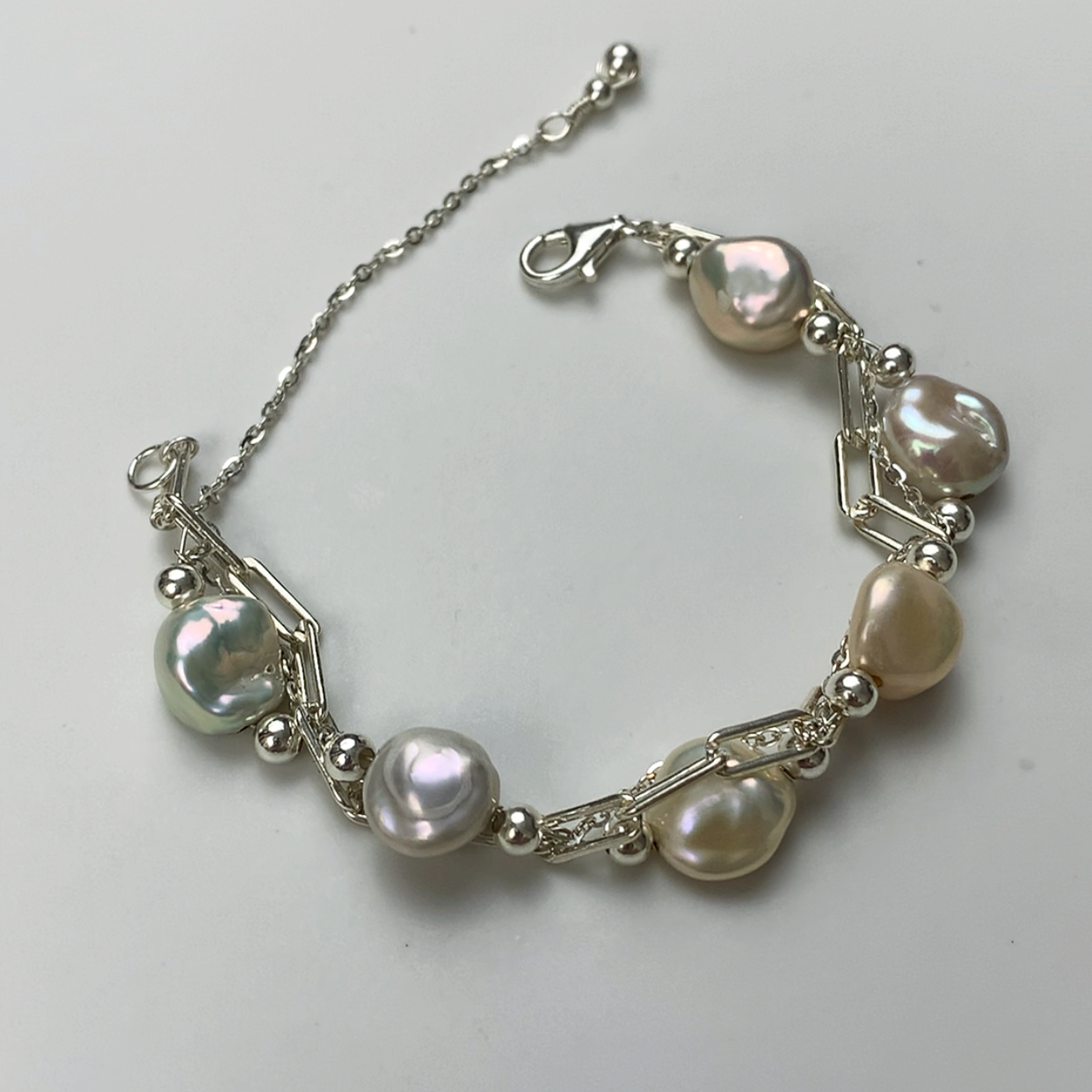 61.Bohemian Baroque pearl bracelet