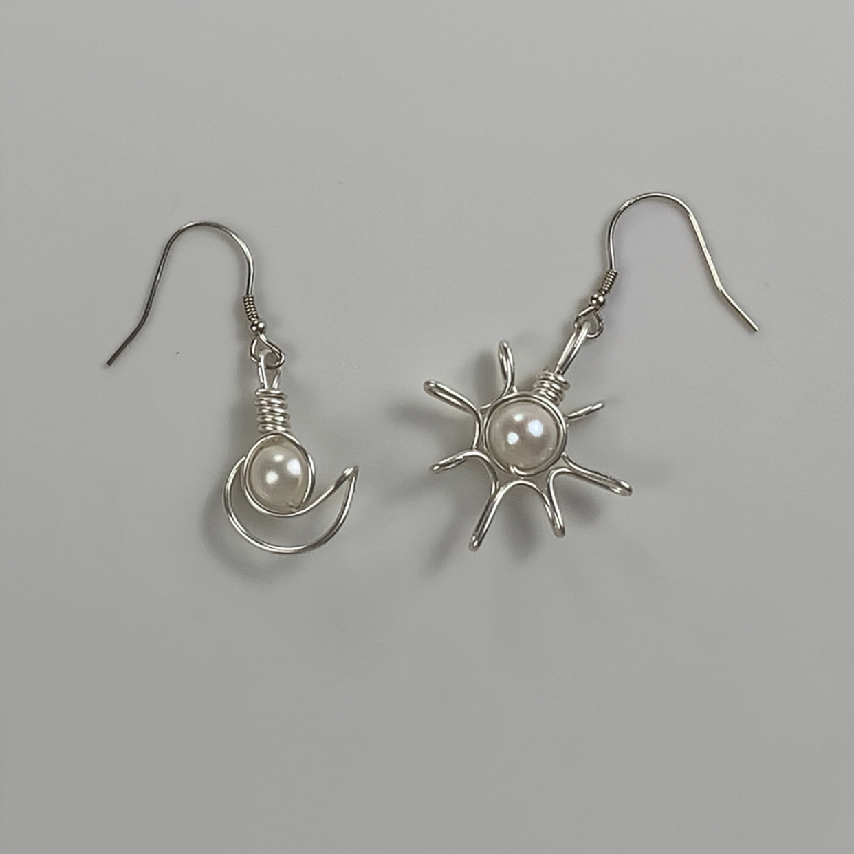 81.Sun-moon pearl earrings