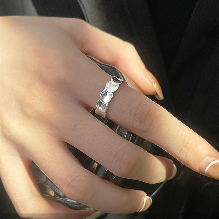 S925 Sterling Silver Fish Scale Round Disc Ring for Women - 549(45%)