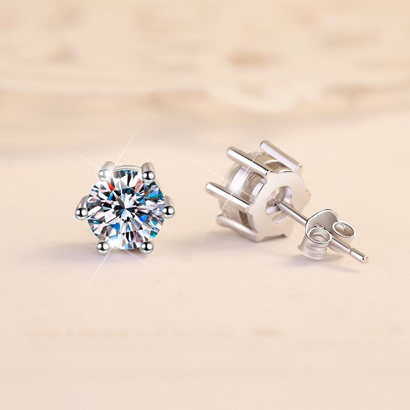 NO.163 S925 Sterling Silver Six-Claw Crown Stud Earring  Synthetic Moissanite Earrings Glittering daily life Earrings Springtok