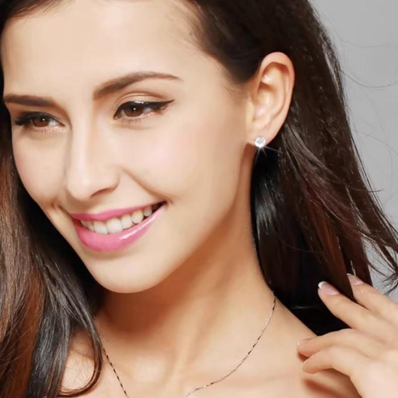 NO.163 S925 Sterling Silver Six-Claw Crown Stud Earring  Synthetic Moissanite Earrings Glittering daily life Earrings Springtok